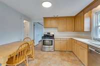 49 Monroe St E, Norwood, MA 02062