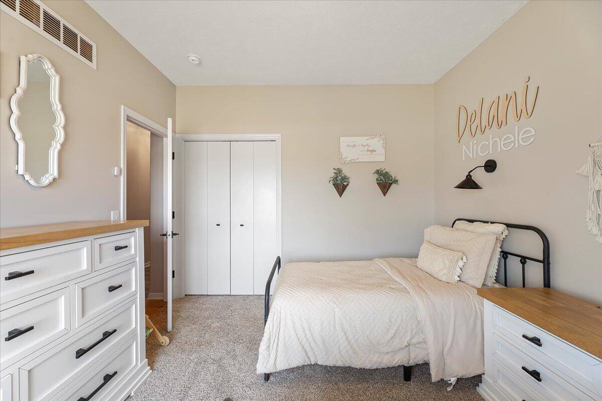 18325 Jaylen Drive, Council Bluffs, IA 51503