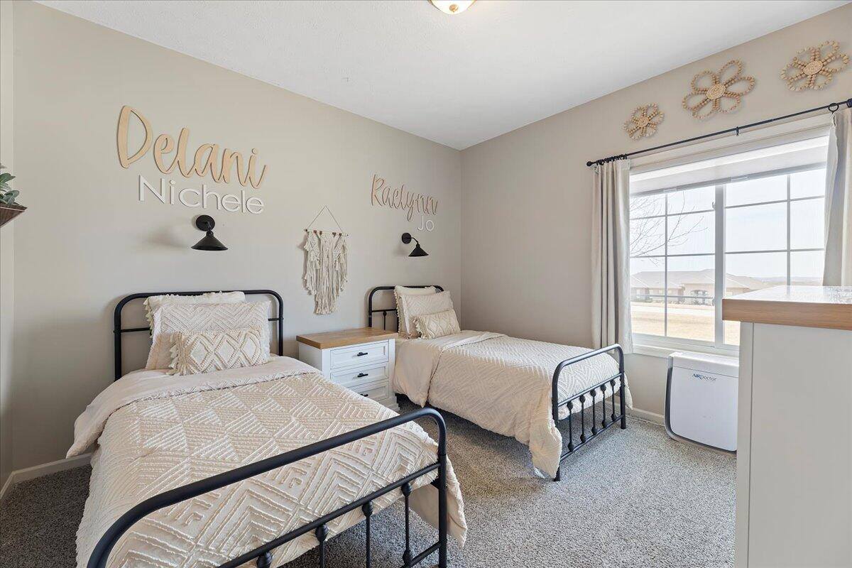 18325 Jaylen Drive, Council Bluffs, IA 51503