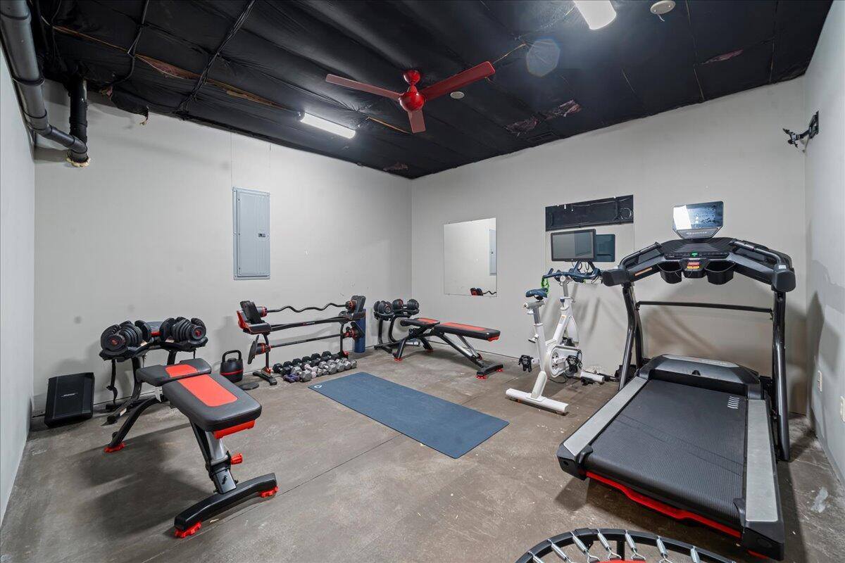 18325 Jaylen Drive, Council Bluffs, IA 51503