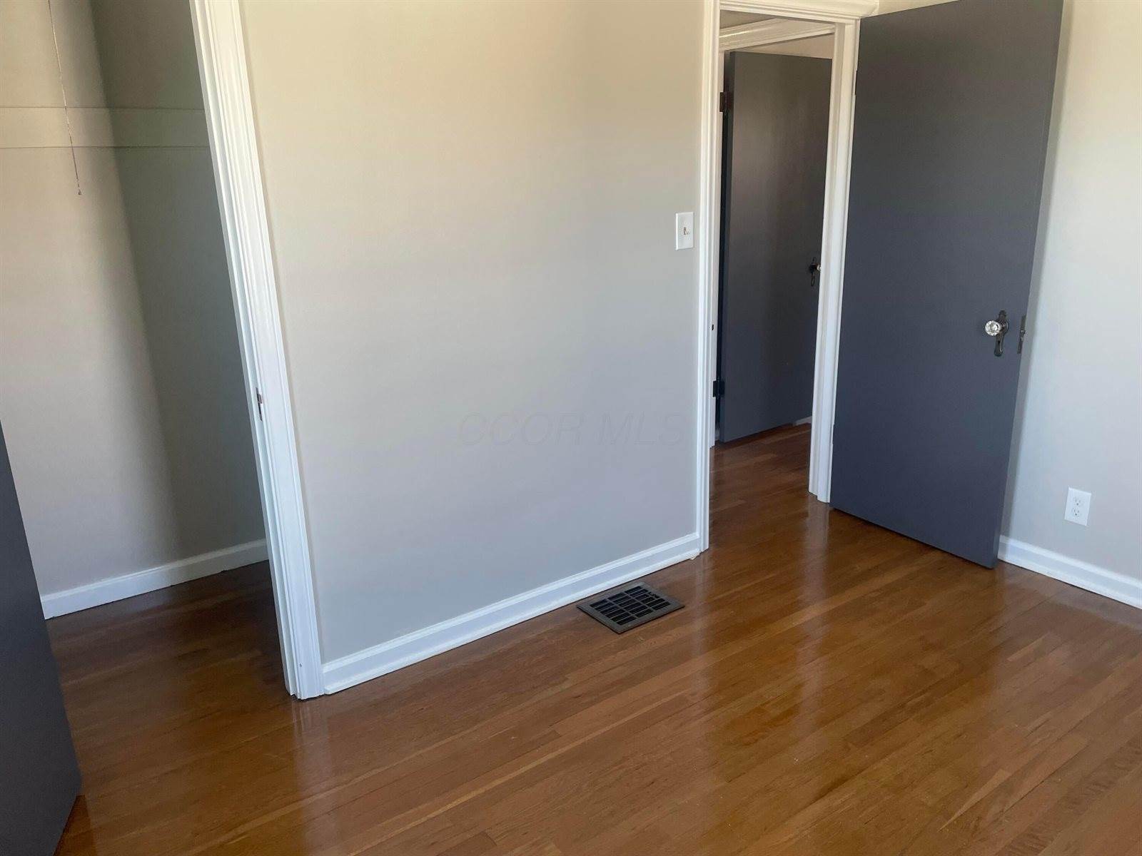 280 South Brinker Avenue, Columbus, OH 43204