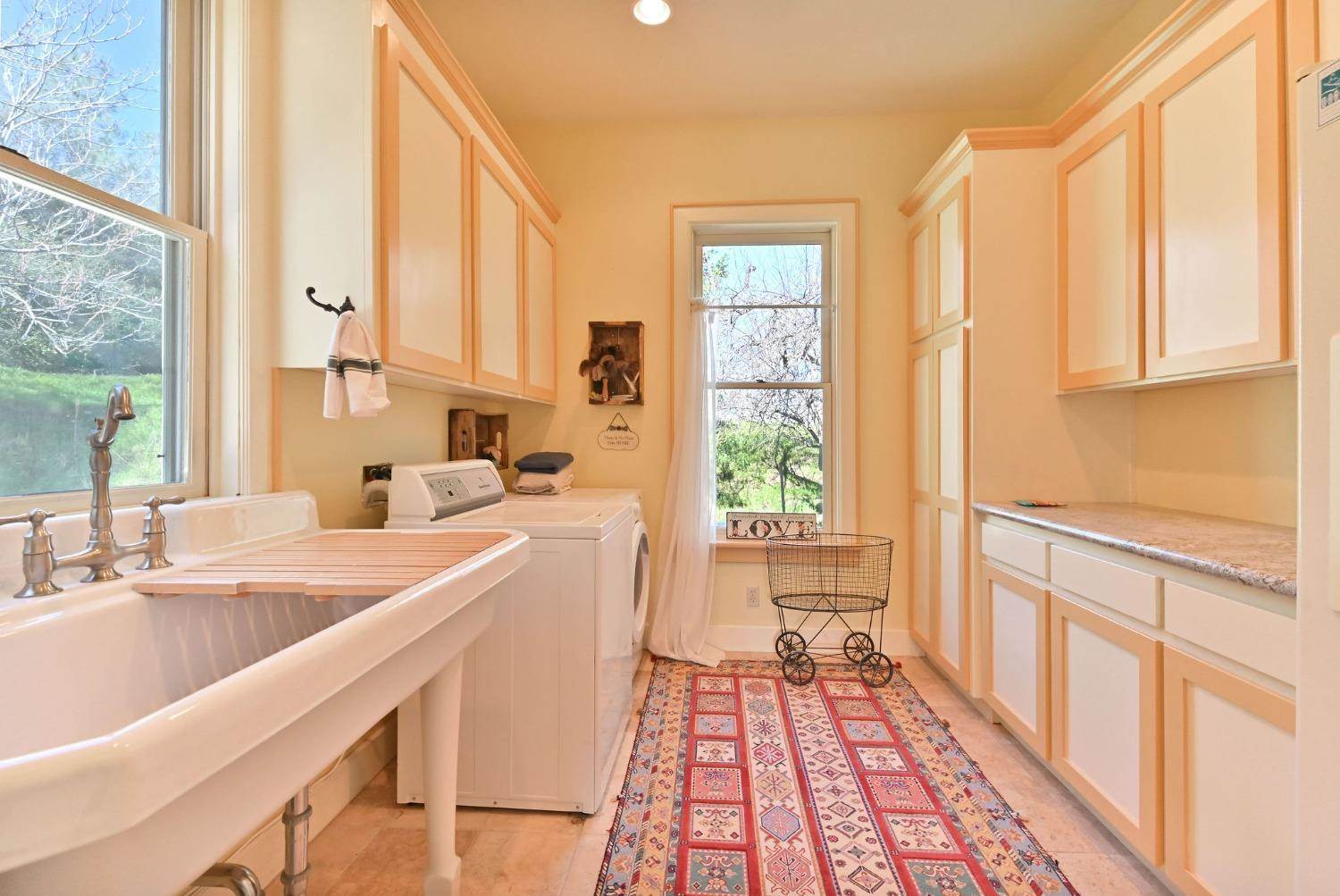 668 Mark Twain, Angels Camp, CA 95222