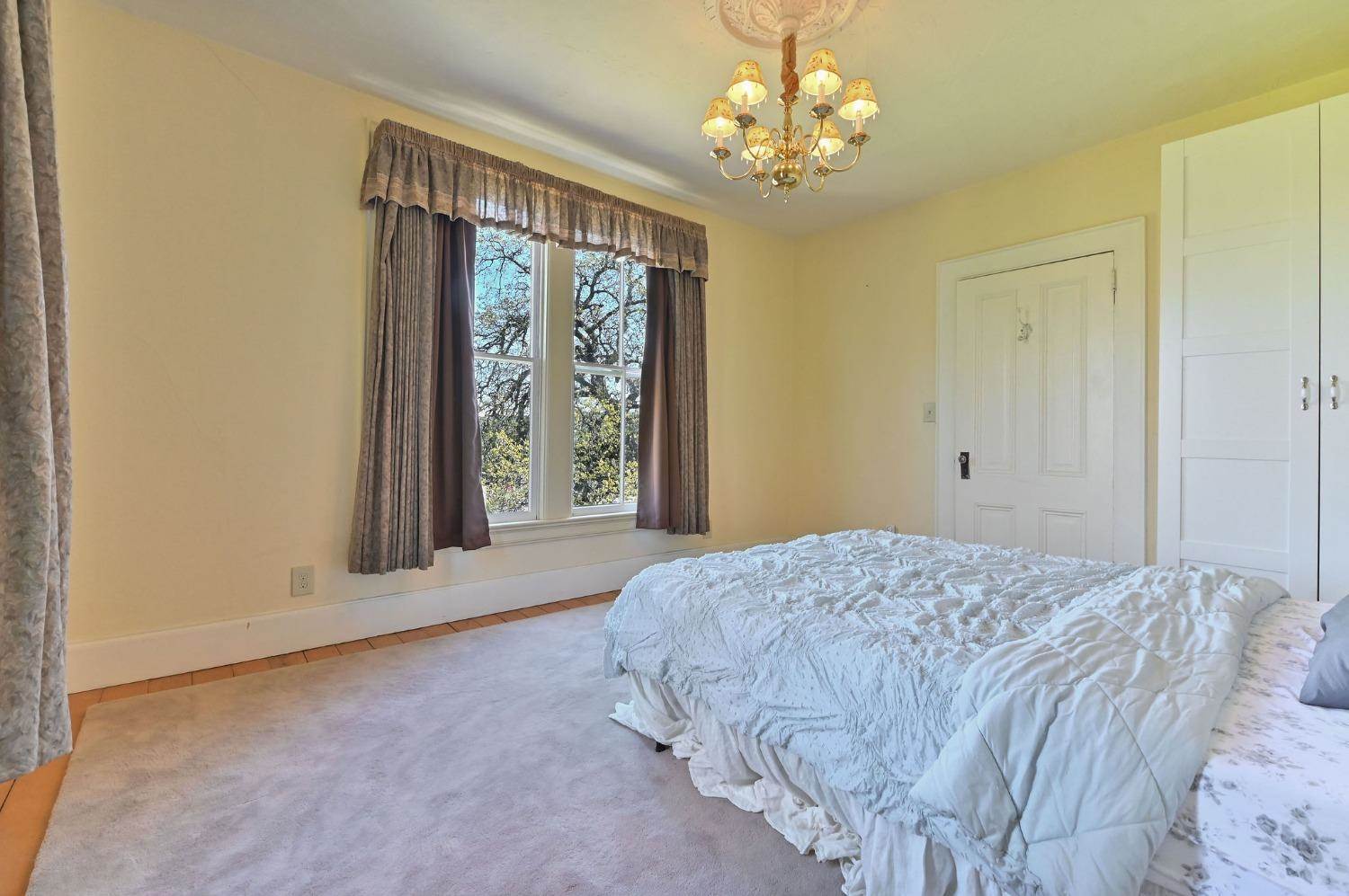 668 Mark Twain, Angels Camp, CA 95222