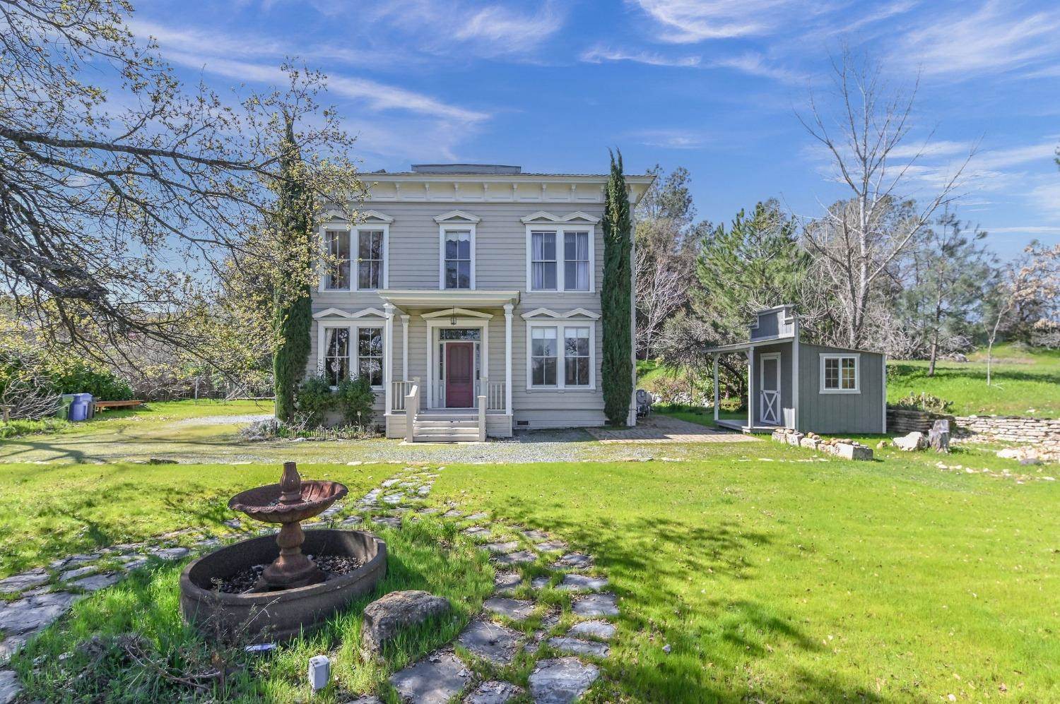 668 Mark Twain, Angels Camp, CA 95222
