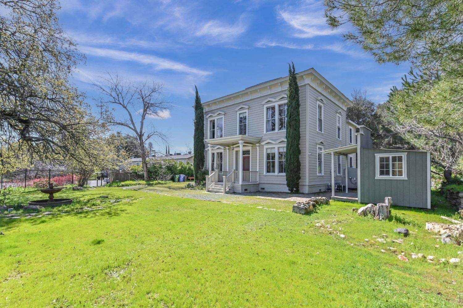 668 Mark Twain, Angels Camp, CA 95222