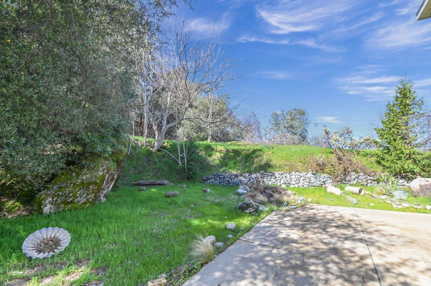668 Mark Twain, Angels Camp, CA 95222