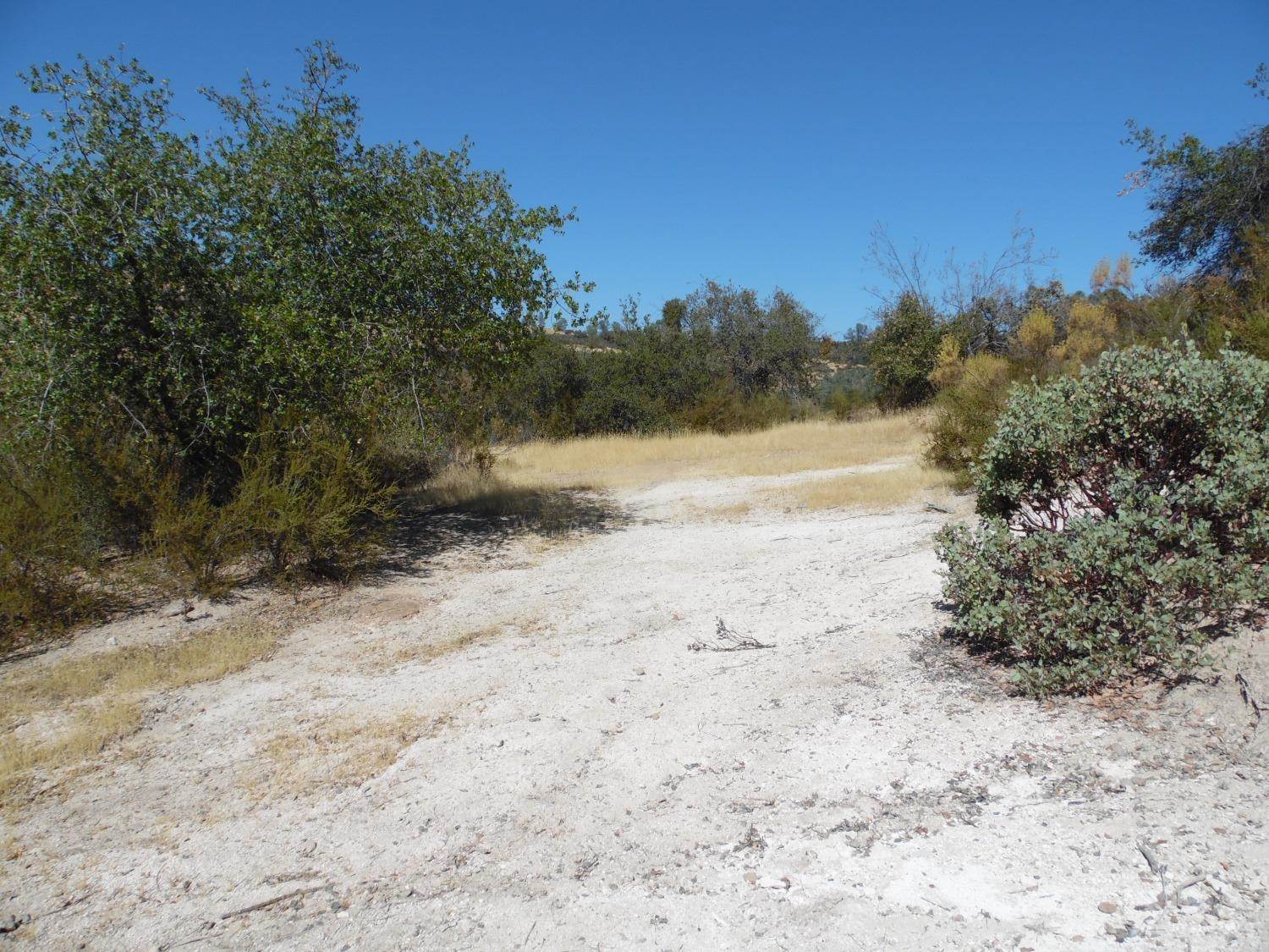 0 Lakeside Dr, Mountain Ranch, CA 95246