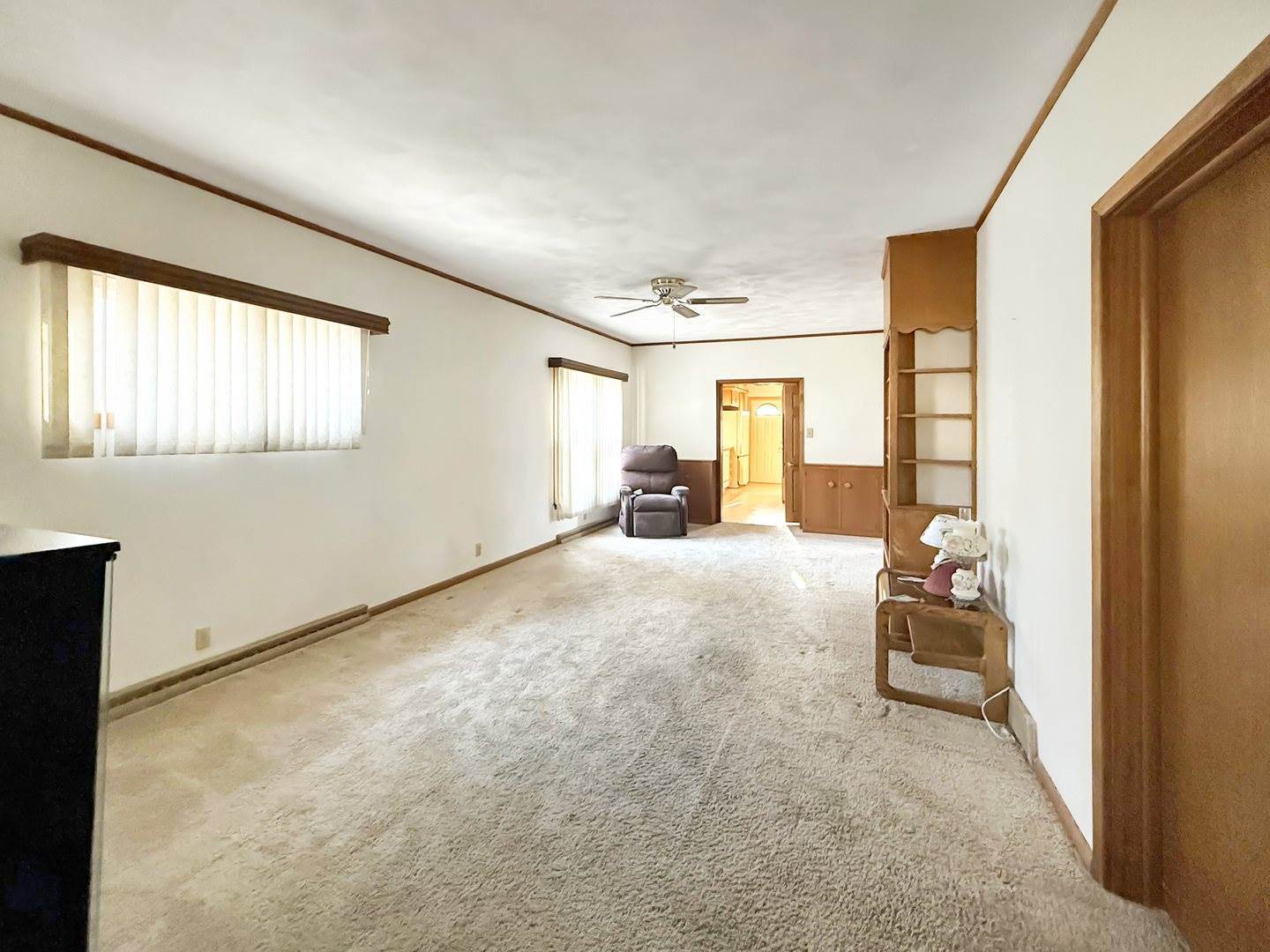 52 North Mernitz Avenue, Freeport, IL 61032