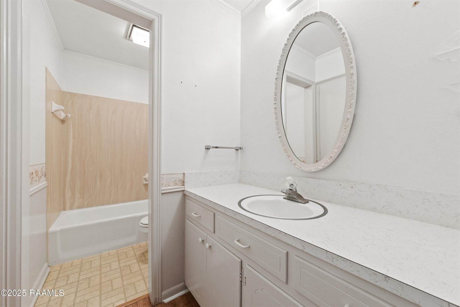 107 Medina Drive, Lafayette, LA 70503