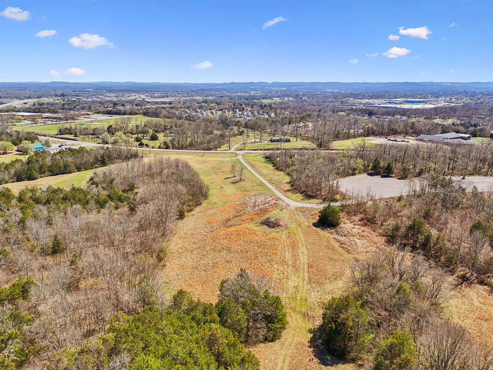 1233 W Ellington Pkwy, Lewisburg, TN 37091