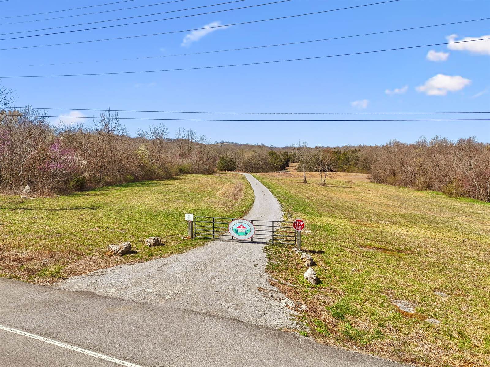 1233 W Ellington Pkwy, Lewisburg, TN 37091