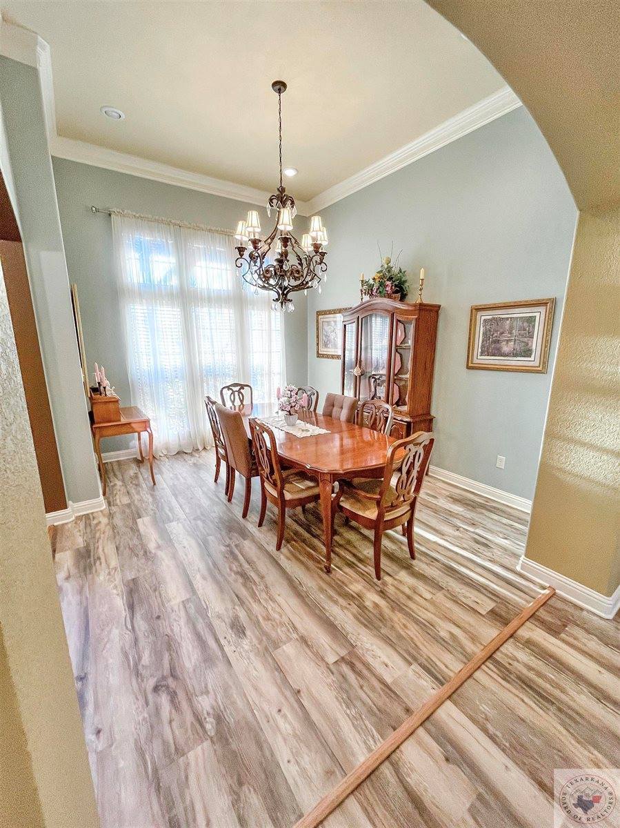 2118 Southcrest Dr, Texarkana, AR 71854