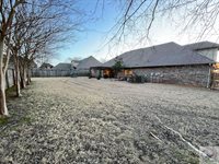 2118 Southcrest Dr, Texarkana, AR 71854