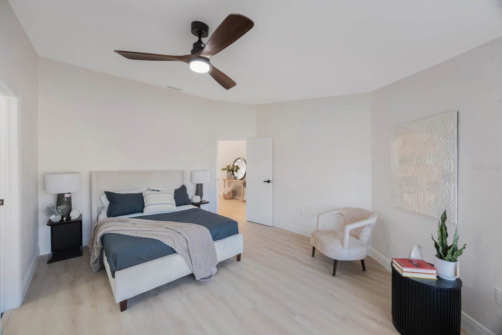 6903 34TH Avenue West, Bradenton, FL 34209