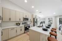 6903 34TH Avenue West, Bradenton, FL 34209