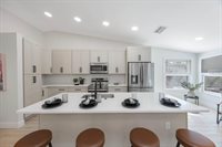 6903 34TH Avenue West, Bradenton, FL 34209