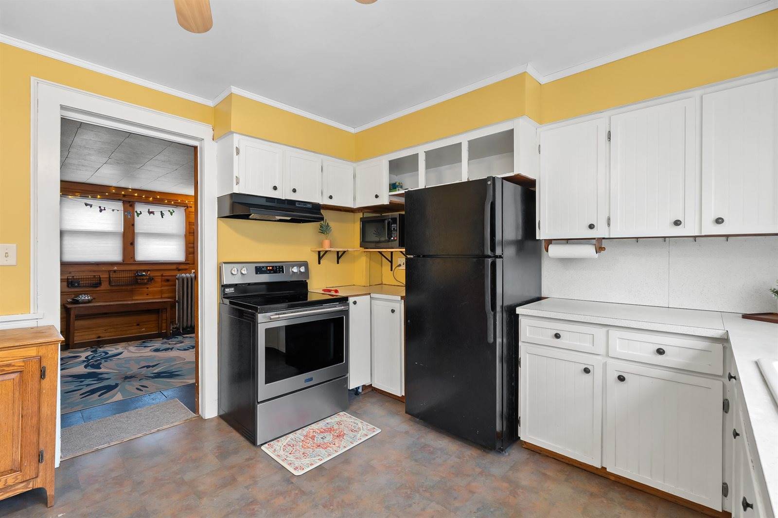 265 Bailey Avenue, South Haven, MI 49090