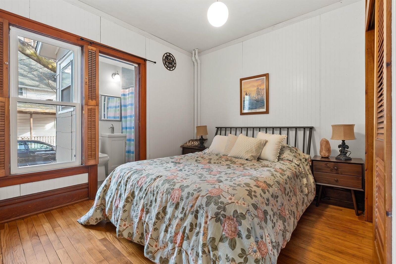 265 Bailey Avenue, South Haven, MI 49090