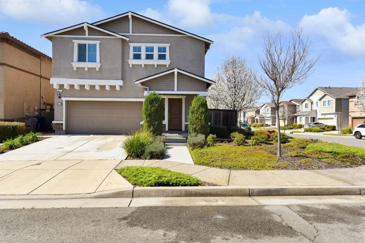 4579 Golden Cedar Street, Sacramento, CA 95834