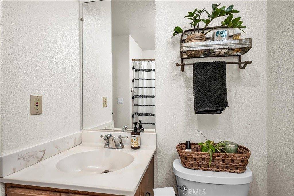 16624 Greenridge Road, Hidden Valley Lake, CA 95467