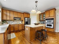 5501 Two Iron Drive, Matthews, NC 28104