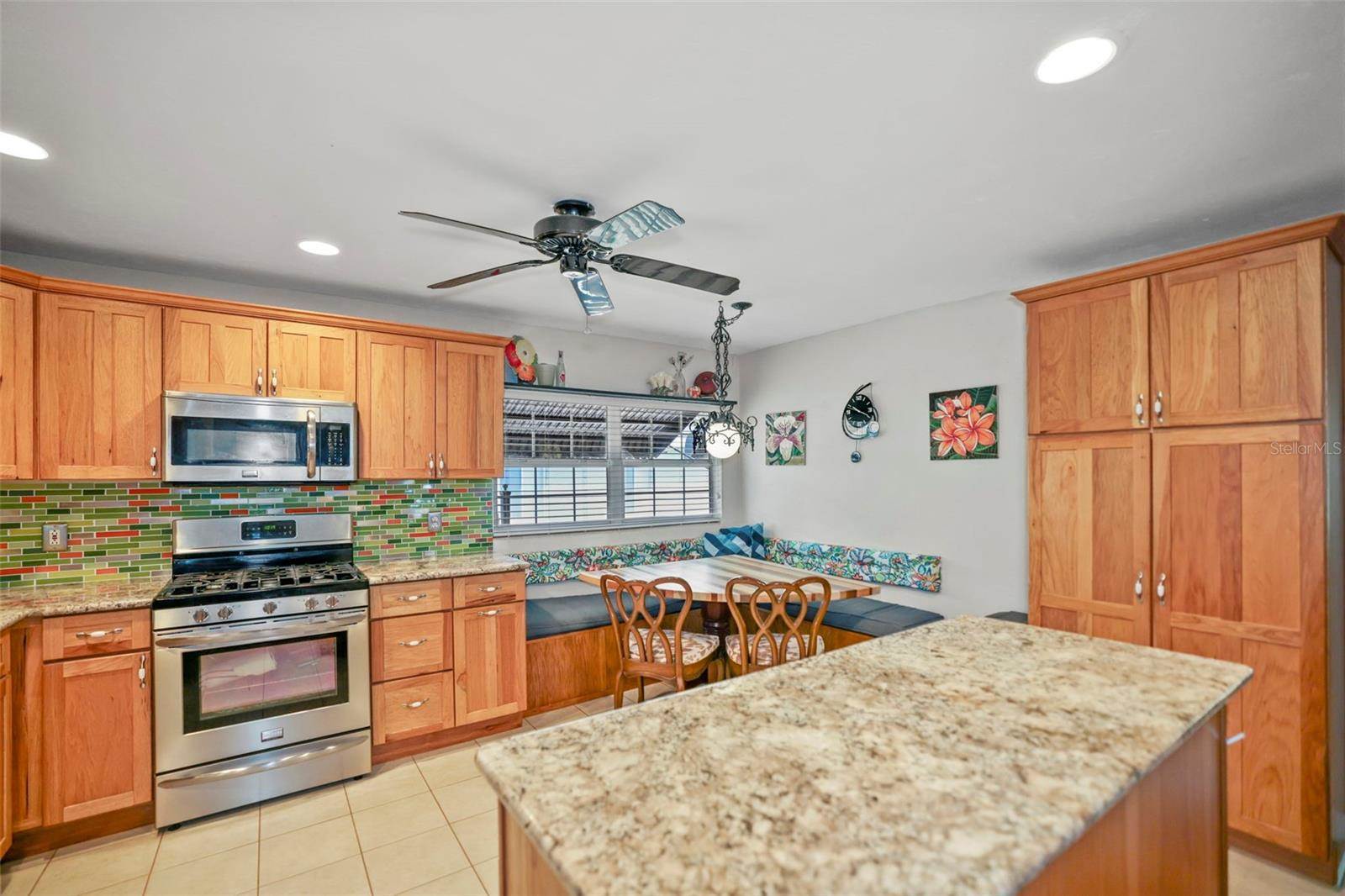 225 Garden Circle South, Dunedin, FL 34698