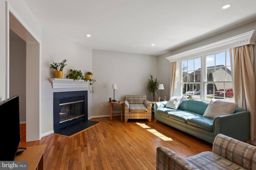 6371 Woodland Forest Drive, Elkridge, MD 21075