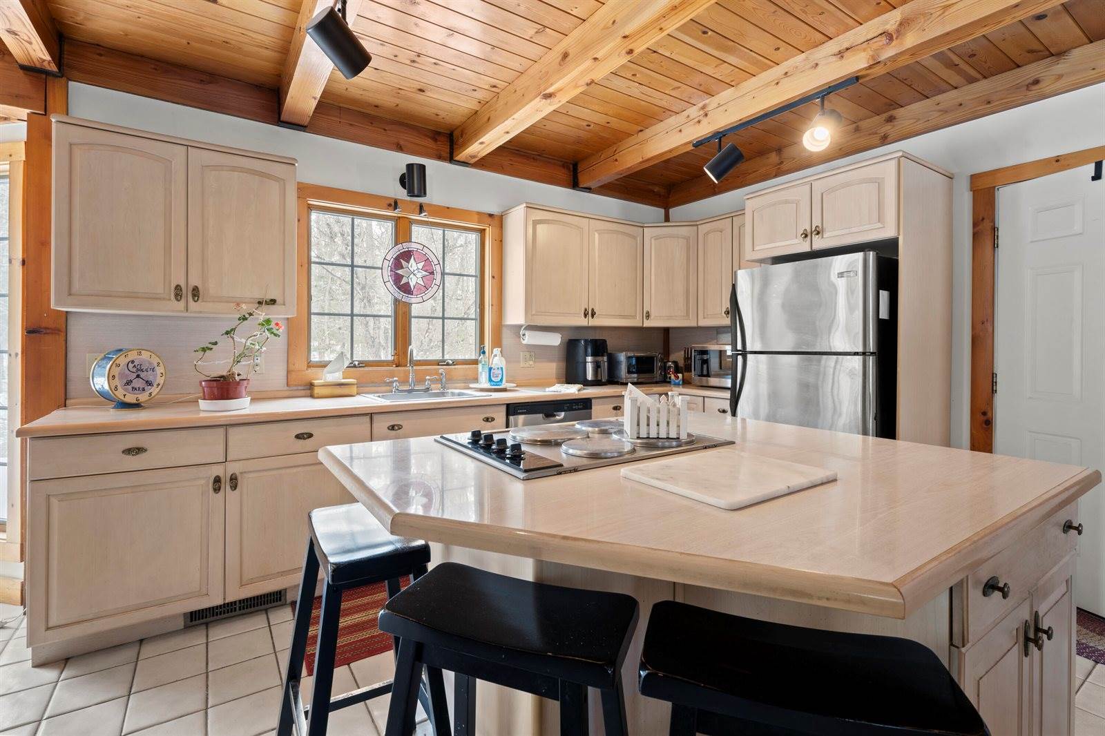 59 Patterson Road, Hampden, ME 04444