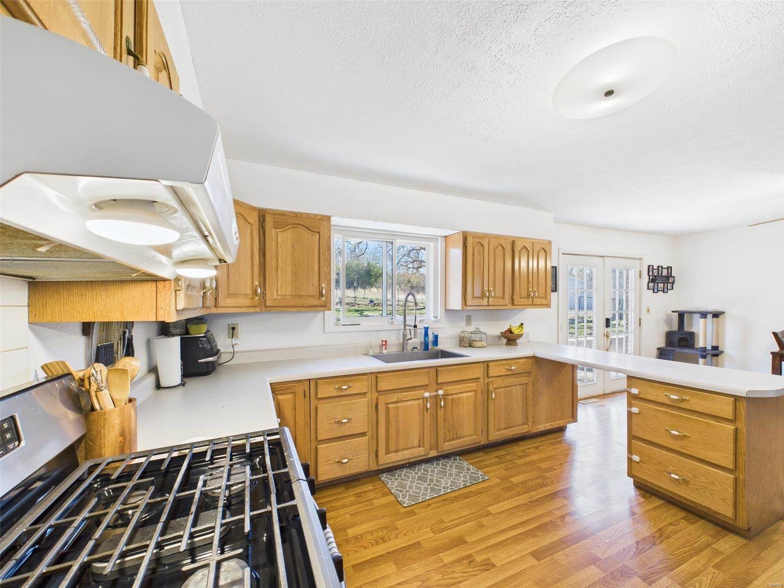 16892 Beaufort Road, Crocker, MO 65452