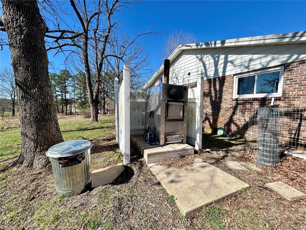 16892 Beaufort Road, Crocker, MO 65452