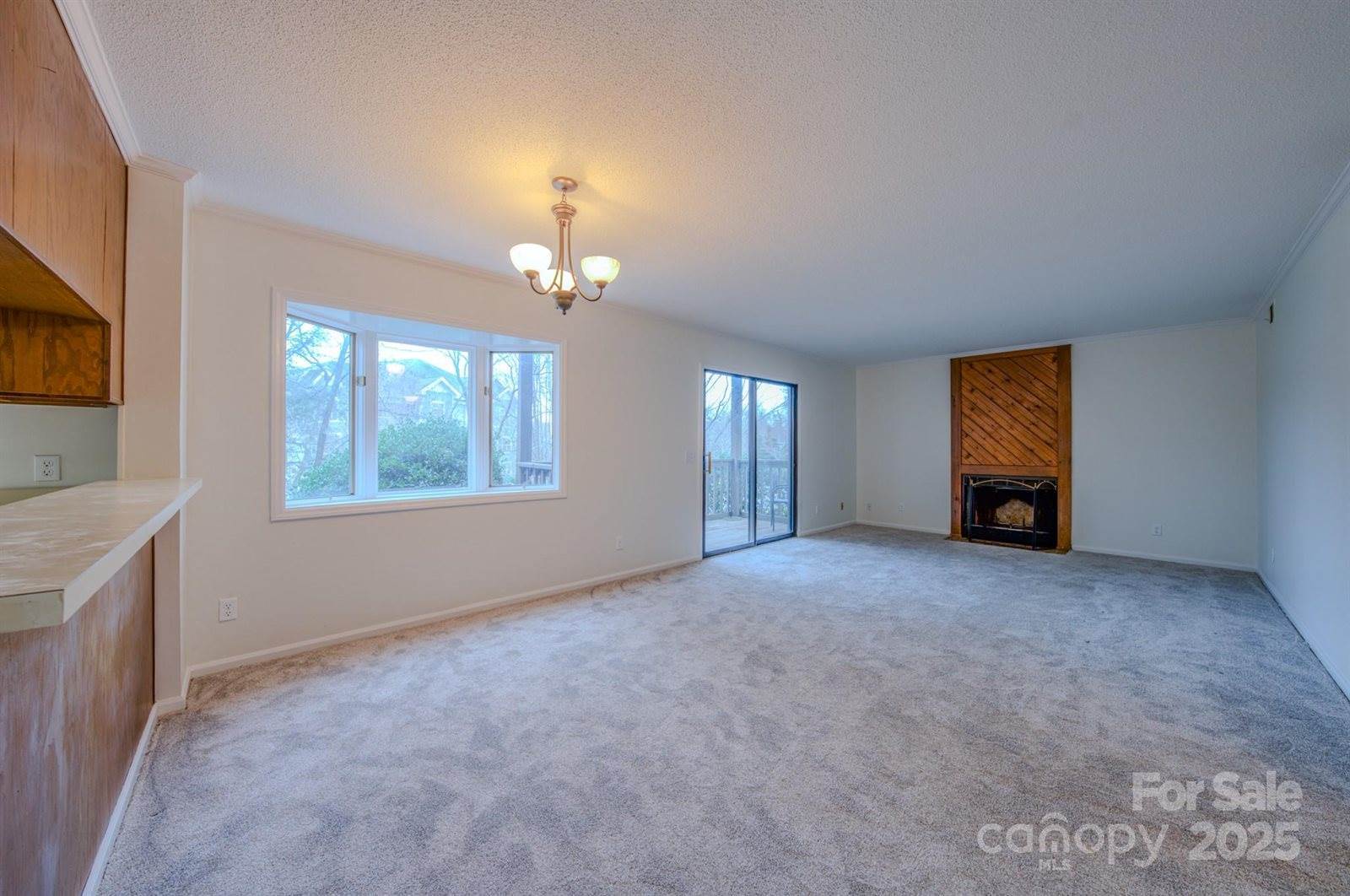 201 Racquet Club Road, #19, Asheville, NC 28803