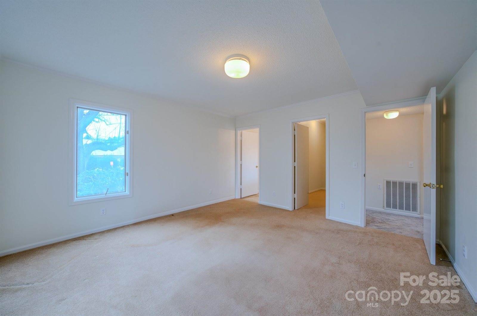 201 Racquet Club Road, #19, Asheville, NC 28803