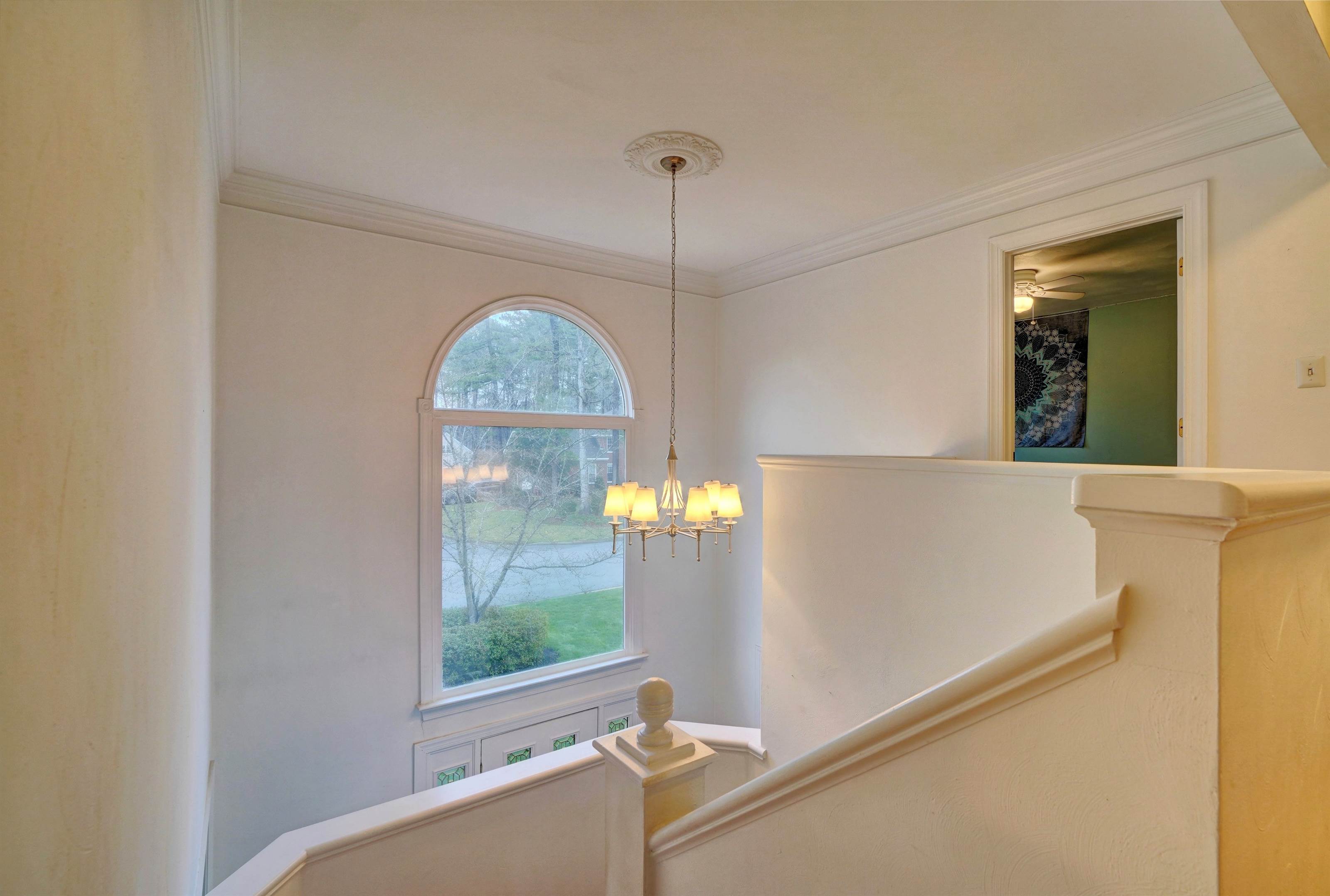 817 Forest Lakes Dr, Chesapeake, VA 23322