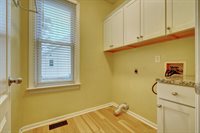 817 Forest Lakes Dr, Chesapeake, VA 23322