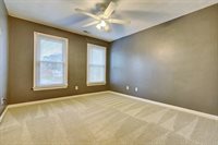 817 Forest Lakes Dr, Chesapeake, VA 23322