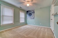 817 Forest Lakes Dr, Chesapeake, VA 23322