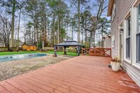 817 Forest Lakes Dr, Chesapeake, VA 23322