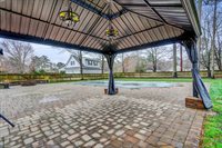817 Forest Lakes Dr, Chesapeake, VA 23322