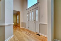 817 Forest Lakes Dr, Chesapeake, VA 23322