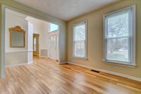 817 Forest Lakes Dr, Chesapeake, VA 23322