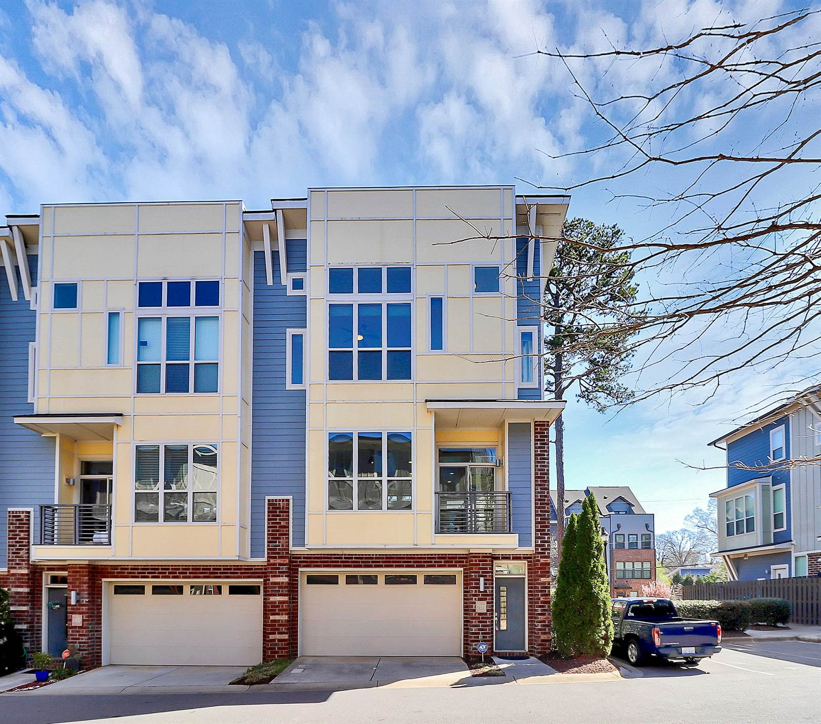 1037 Pierre Dr, Charlotte, NC 28205