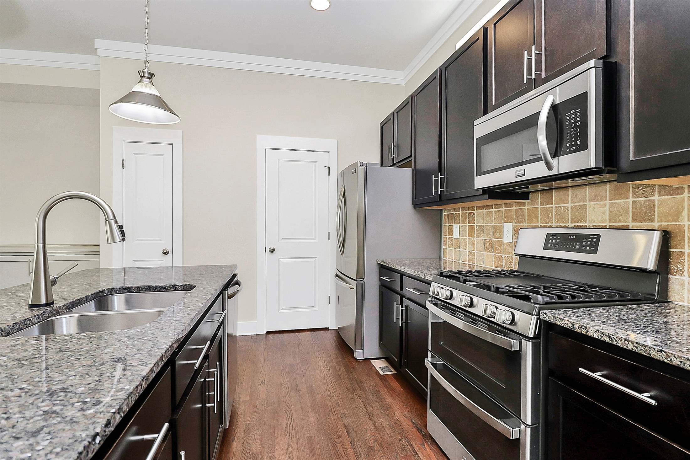 1037 Pierre Dr, Charlotte, NC 28205