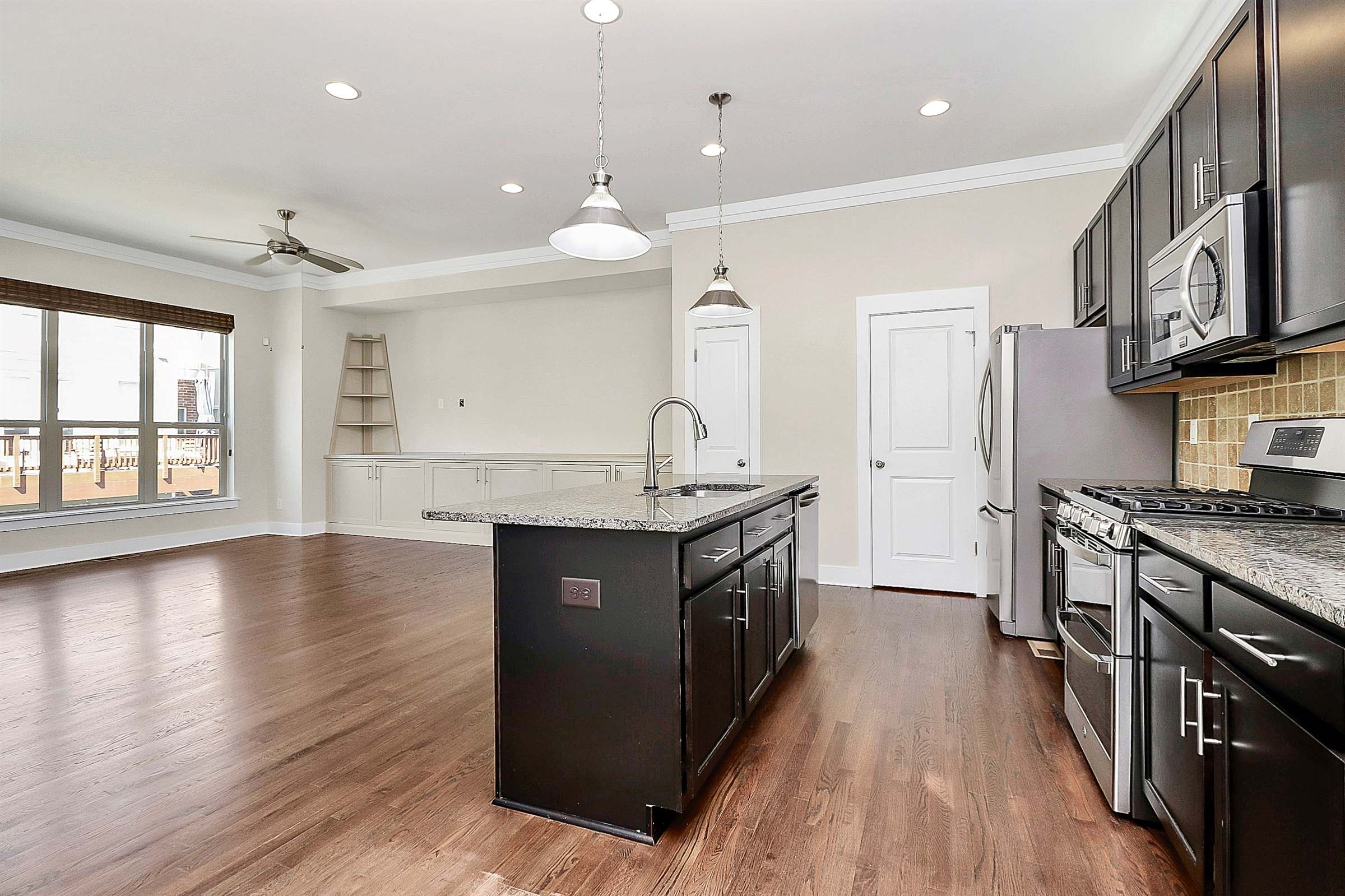 1037 Pierre Dr, Charlotte, NC 28205
