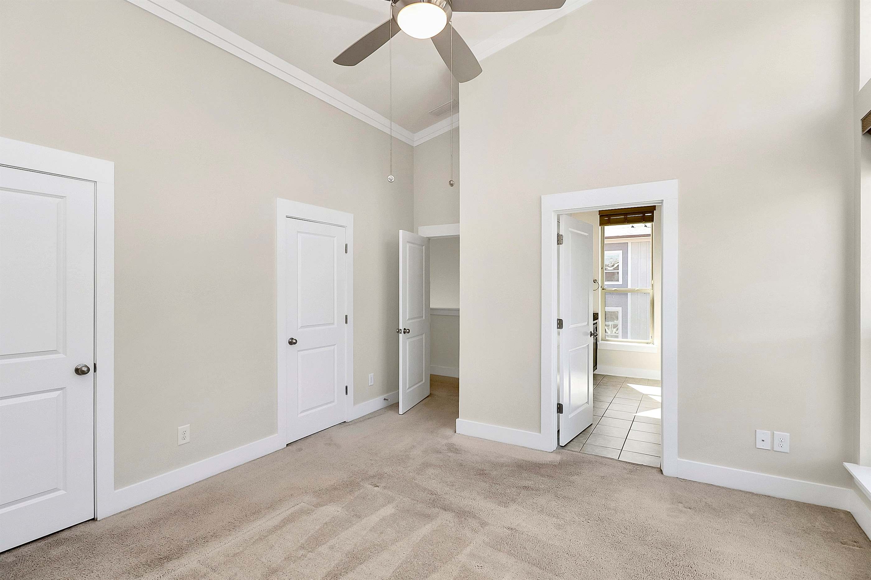 1037 Pierre Dr, Charlotte, NC 28205