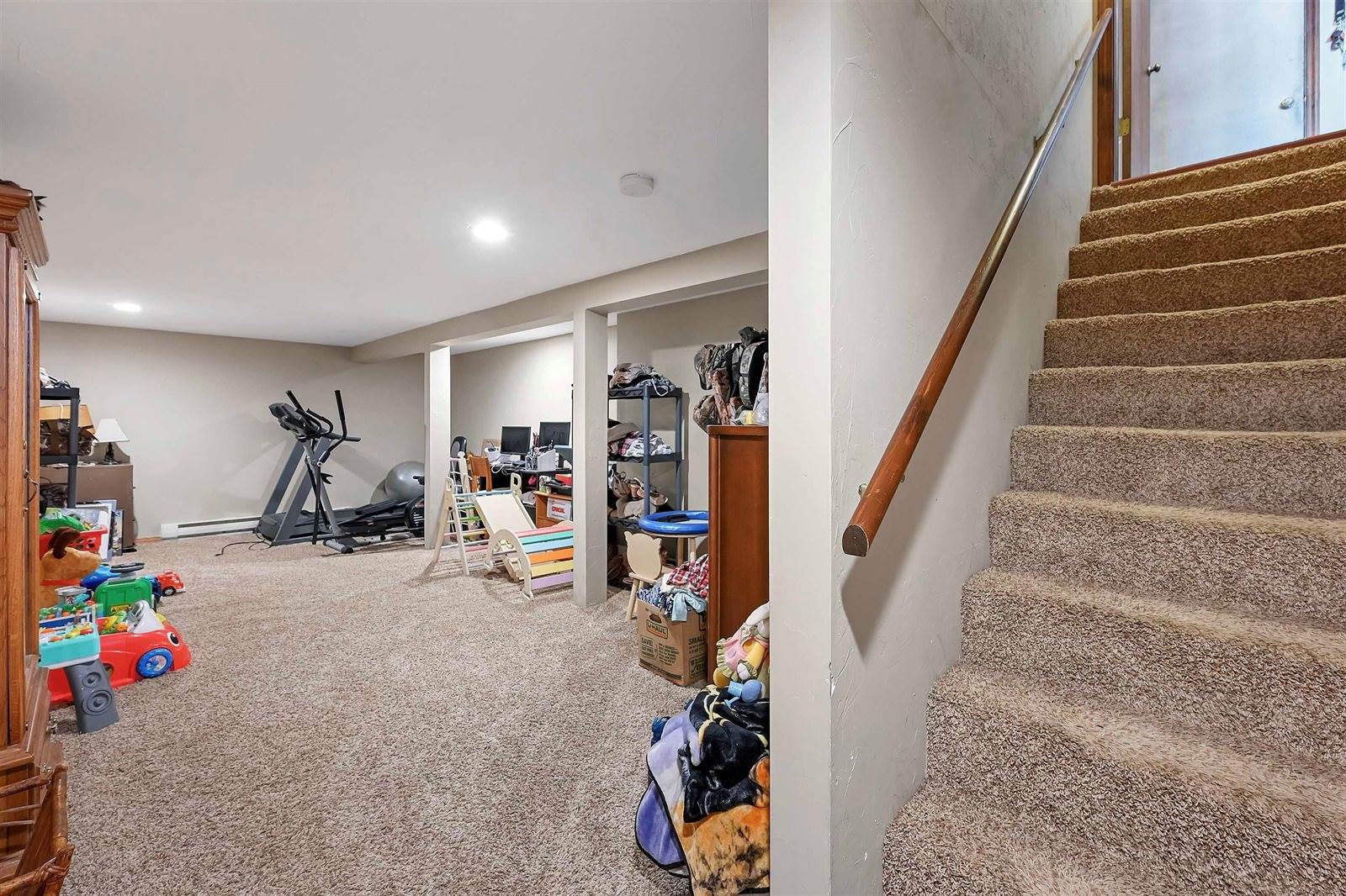 716 Maywood Avenue, Green Bay, WI 54303