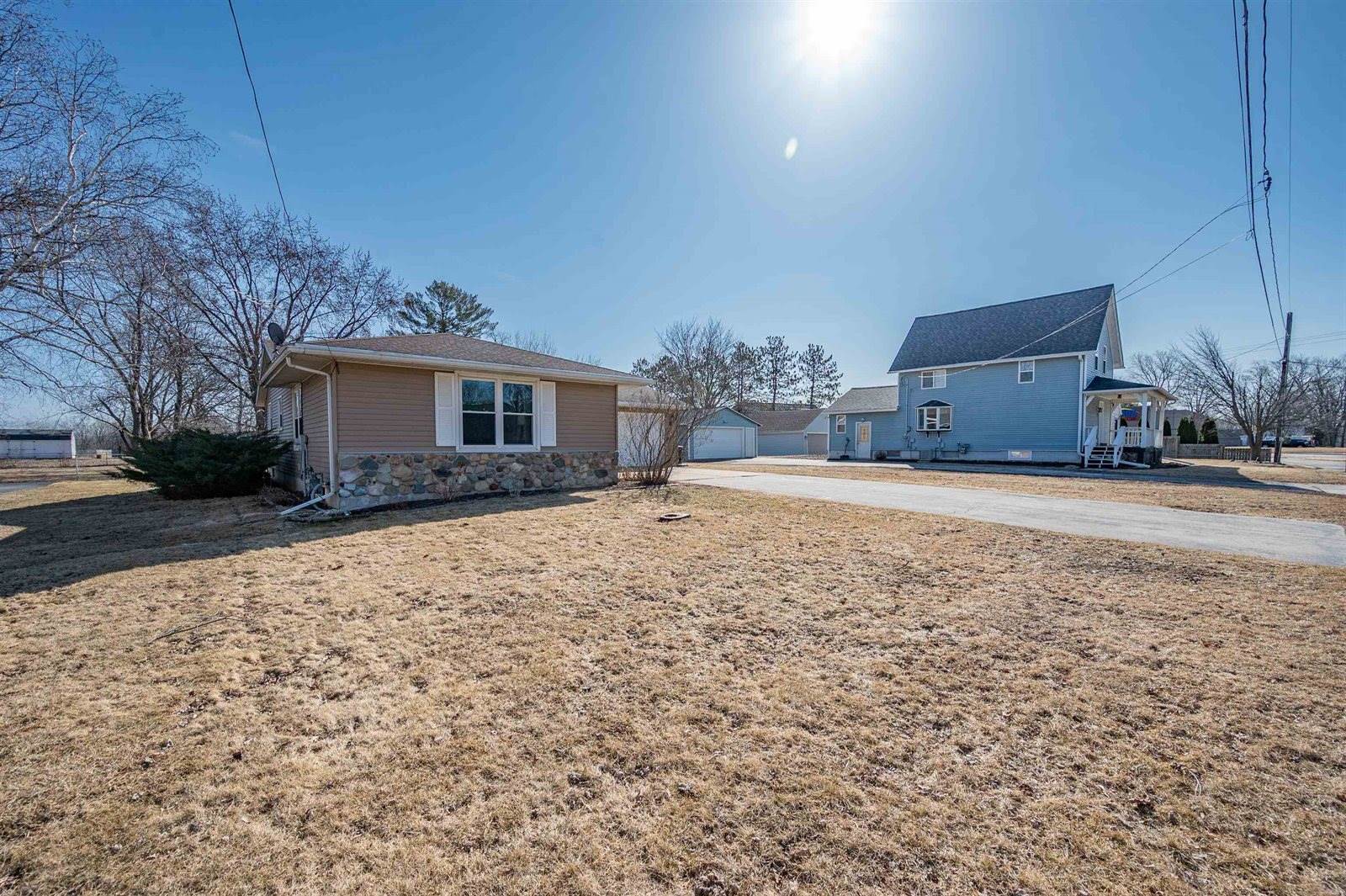 716 Maywood Avenue, Green Bay, WI 54303