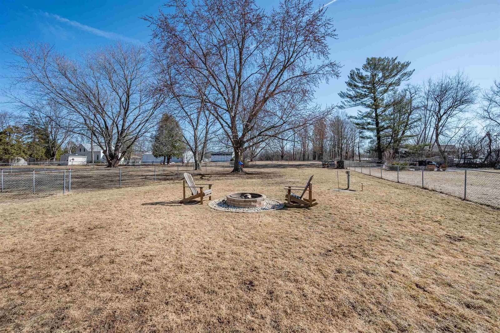 716 Maywood Avenue, Green Bay, WI 54303