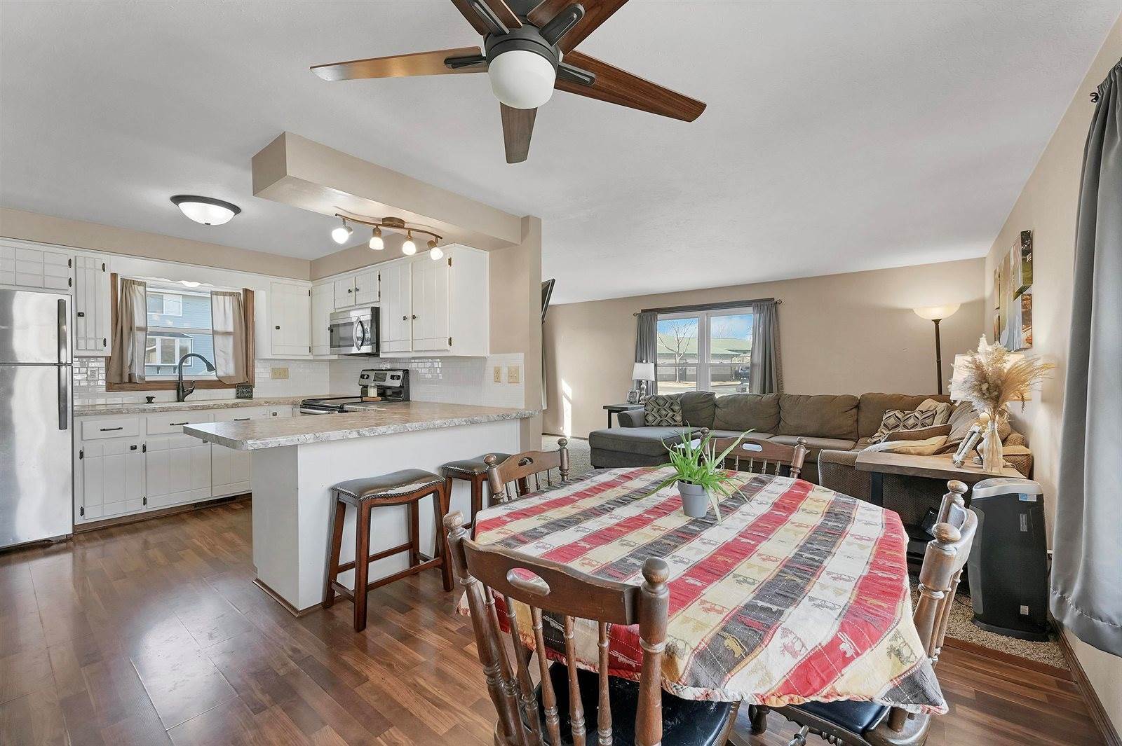 716 Maywood Avenue, Green Bay, WI 54303