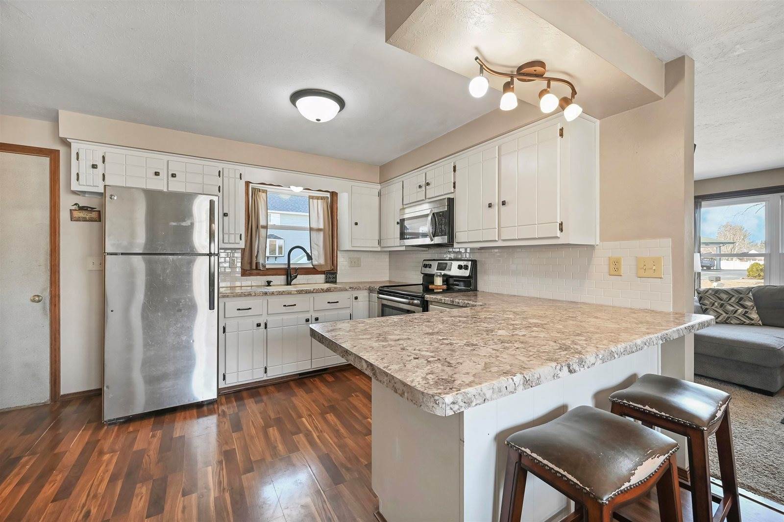 716 Maywood Avenue, Green Bay, WI 54303