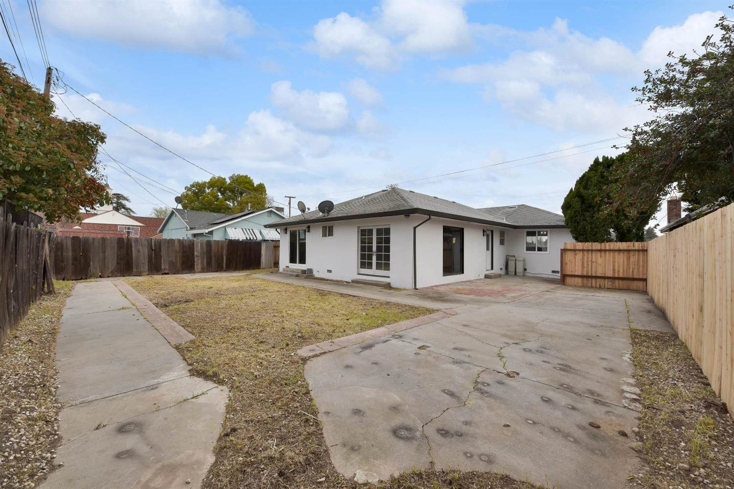 949 B Street, Yuba City, CA 95991